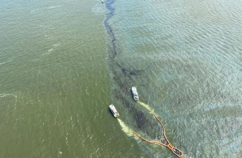 風波不斷...“Golden Ray”號火災之后又漏油