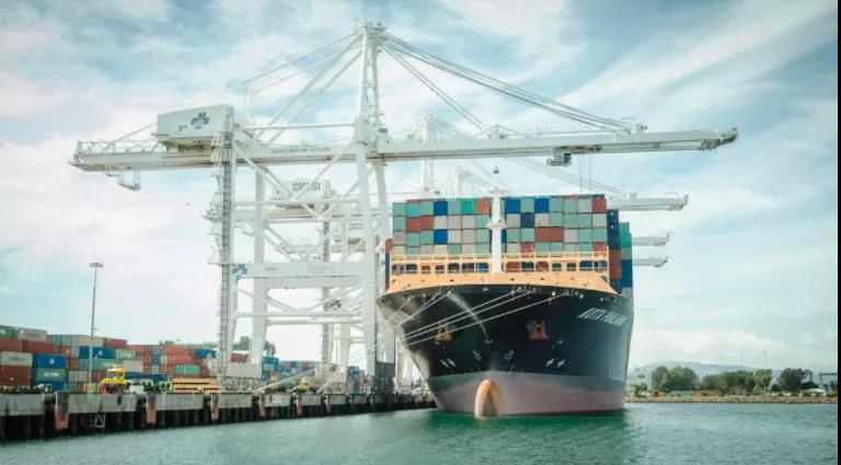 美西報(bào)價(jià)已達(dá)3.2萬美元？80艘集裝箱船等待泊位！美國港口面臨旺季再陷擁堵“僵局”