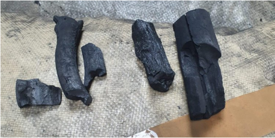 '演技炸裂！為蒙混過(guò)關(guān),