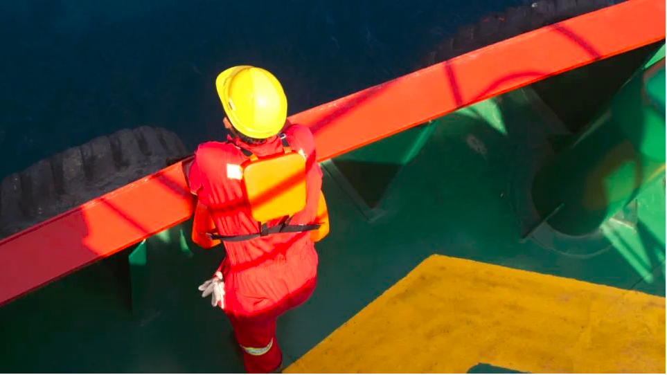 '掛靠印尼3個港口！又一貨船'中彈',