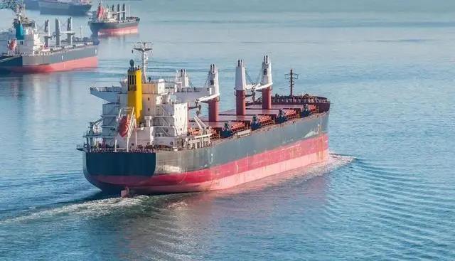 散貨船、油船和集裝箱船三大船型船價全線上漲，“囤船”開始了？