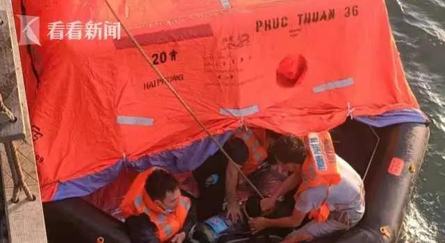 點(diǎn)贊！越南貨輪遇險(xiǎn) 中國船舶救助12名船員