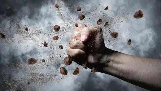 跨境大震蕩！跨境圈十年不遇！亞馬遜封號(hào)對(duì)象下沉到腰部，涉及資金或超千億……