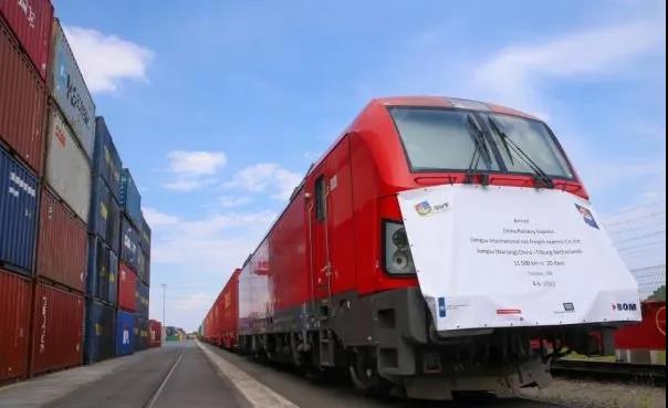 貨值逾700萬美元！首趟江蘇直達荷蘭中歐班列順利抵達蒂爾堡 