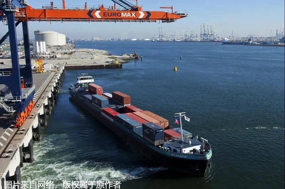 船配巨頭開(kāi)發(fā)自主穿梭集裝箱船