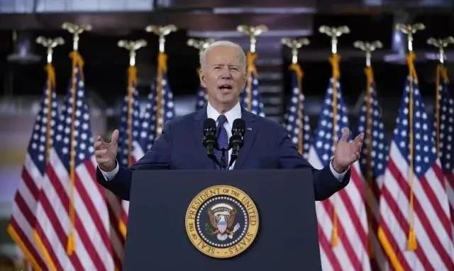 人民幣對(duì)美元匯率有可能到6.2！拜登再砸6萬(wàn)億！時(shí)隔14年，央行再放這一大招！