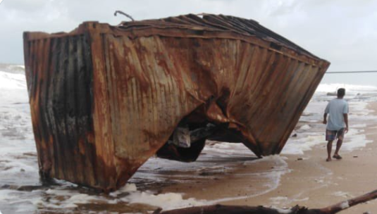 起火爆炸的“X-Press Pearl”輪，有船員核酸檢測(cè)呈陽性  