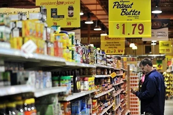 貨量不減、爆倉(cāng)頻頻、運(yùn)費(fèi)飆漲！2M推遲跨太平洋服務(wù)又同時(shí)宣布停航