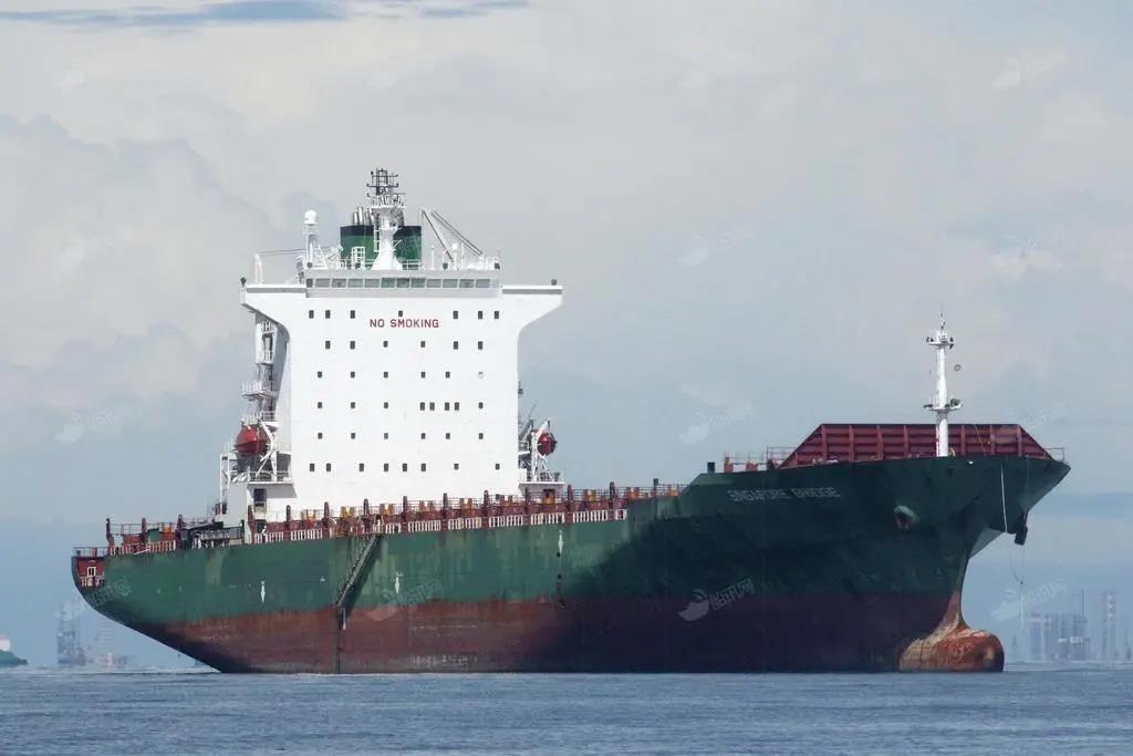 突發(fā)！一前往中國的貨船，途中出現(xiàn)船員有新冠癥狀，改道越南急救 