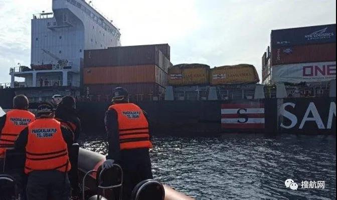 事故丨數(shù)個(gè)集裝箱損壞！一艘集裝箱船與散貨船相撞！