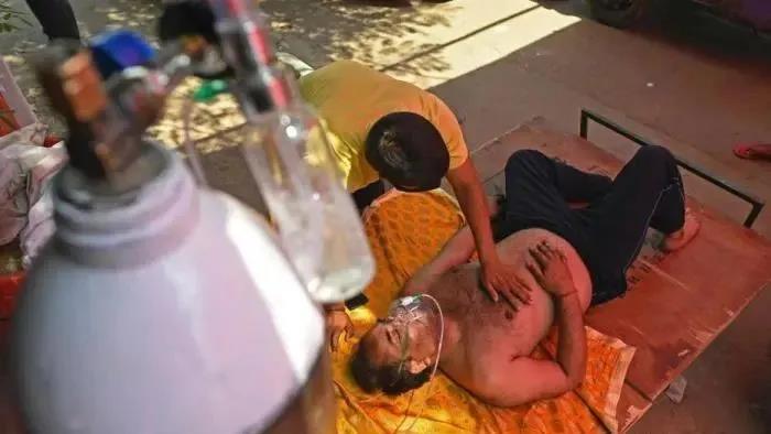 印度要再次封國(guó)?“免”海運(yùn)費(fèi)！以星對(duì)運(yùn)往印度的醫(yī)療氧氣類設(shè)備及救援物資“免”海運(yùn)費(fèi)！