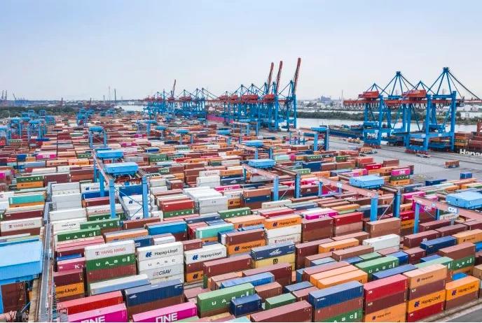 建設(shè)世界一流港口，不能單靠吞吐量