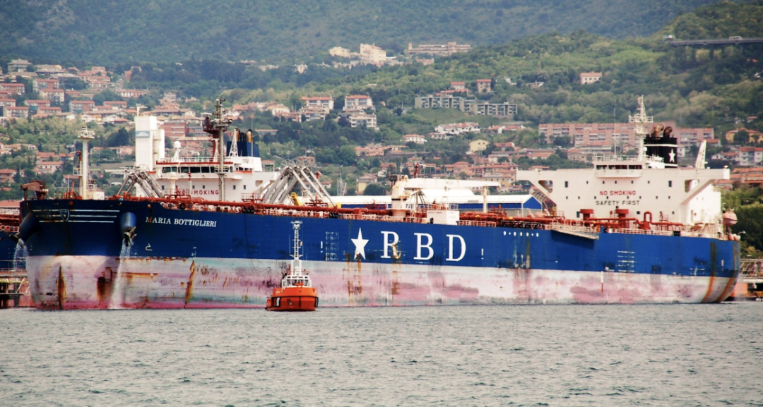 蘇伊士運(yùn)河再遭“驚魂一刻”，兩艘船舶先后擱淺！ 