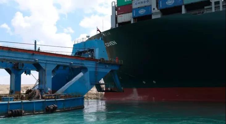 脫困失敗疏通無(wú)望！最糟情況貨船斷成兩半！大批船舶繞道好望角，運(yùn)力收縮供應(yīng)鏈惡化