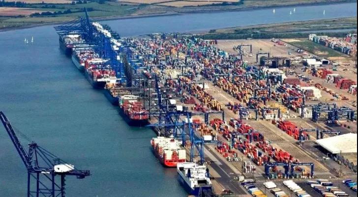 脫歐后英國港口擁堵加劇、蔓延！2M削減大西洋環(huán)線，不掛靠物浦港