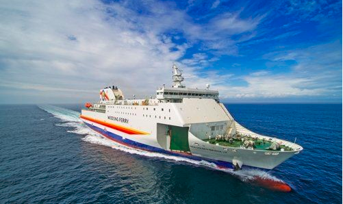 突發(fā)！韓國仁川港, 一中國船員遭集裝箱擠壓身亡! ... 正拔插頭, 一集裝箱突然倒退! ...血的教訓(xùn): 作業(yè)溝通太重要!