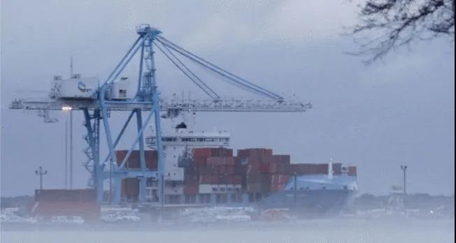 暴漲500%！中美運(yùn)費(fèi)破2萬美元?jiǎng)?chuàng)新高，多家船司繼續(xù)上調(diào)附加費(fèi)！