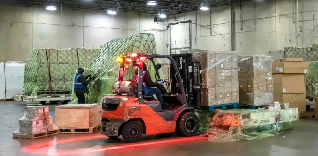 41艘！美西港口擁堵又創(chuàng)新紀錄，芝加哥奧黑爾機場貨物積壓長達六周！