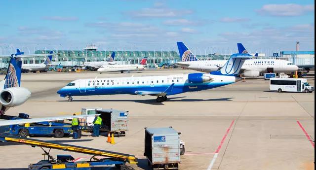 41艘！美西港口擁堵又創(chuàng)新紀錄，芝加哥奧黑爾機場貨物積壓長達六周！