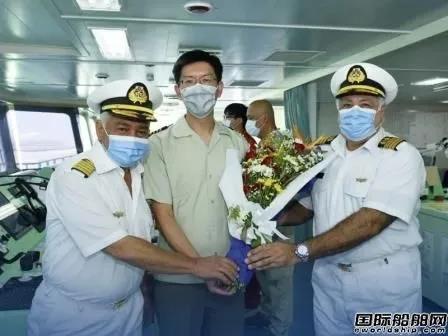 緊張！全球最大集裝箱船“長(zhǎng)范”輪首航通過(guò)蘇伊士運(yùn)河