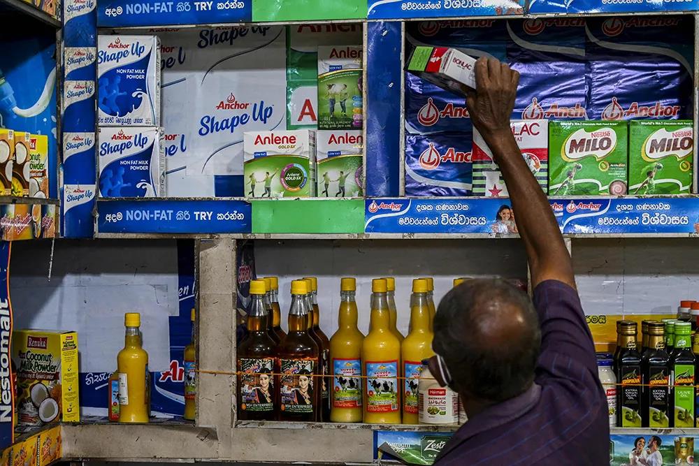 慘！7000個集裝箱到港被處理！鐵路大罷工！遭遇嚴(yán)重的經(jīng)濟(jì)危機(jī)，耗盡外匯，進(jìn)入緊急狀態(tài)！