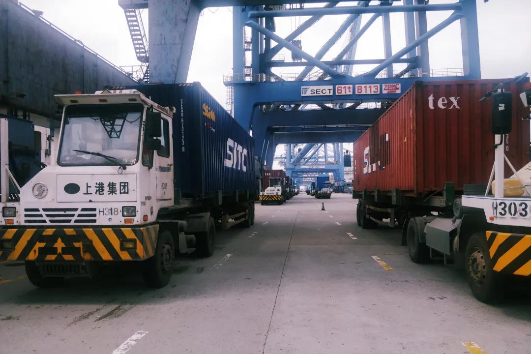 單月集裝箱吞吐量431.8萬TEU，上海港再創(chuàng)紀(jì)錄