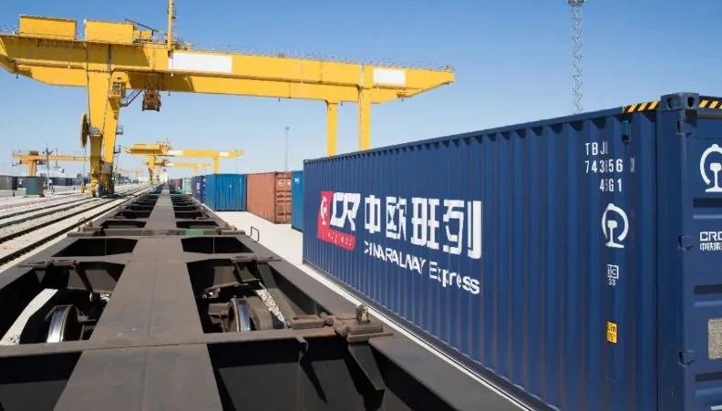 2021年第10000列中歐班列從武漢始發(fā)，抵達(dá)波蘭！