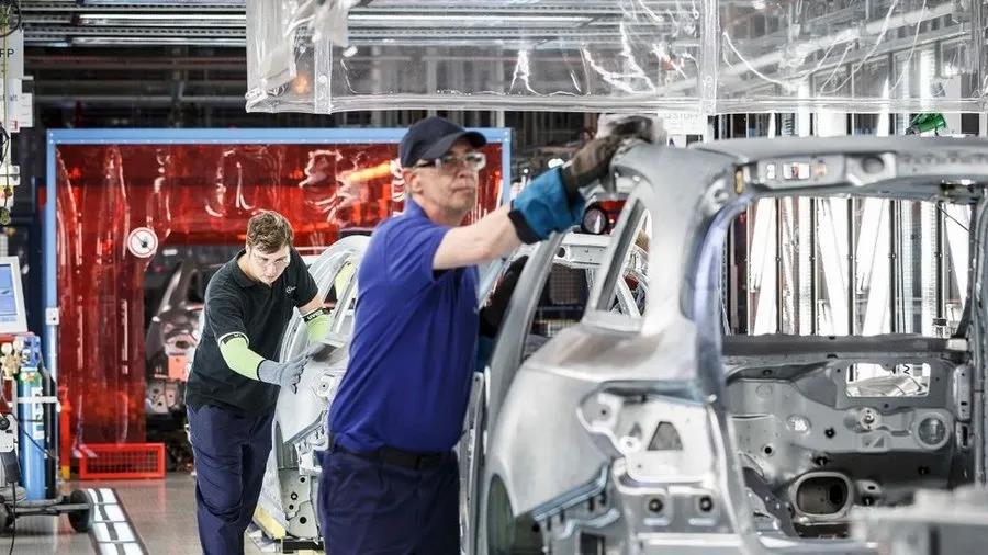 拜登命令：75天內(nèi)，不打疫苗，就解雇！市場最大風(fēng)險(xiǎn)卻是……