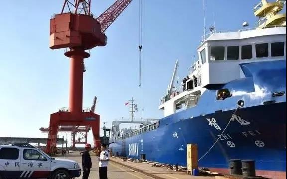 我國首艘自主航行集裝箱船試航，即將投入運營！