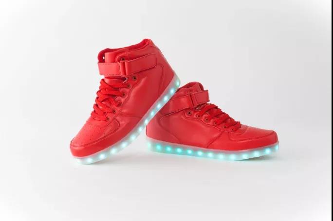 再見，亞馬遜！獨(dú)立站真能成為第二大出路？