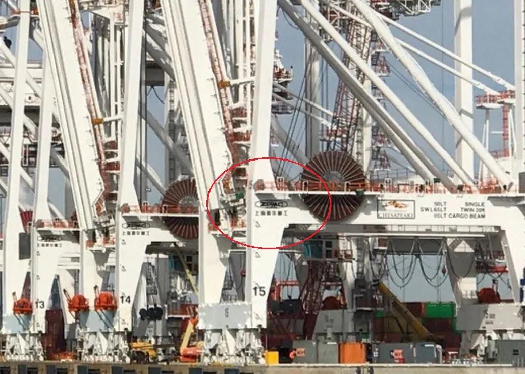 拜登大談基建，背景亮了！港口癱瘓、擁堵延誤的原因找到了，網(wǎng)友瘋狂艾特拜登！