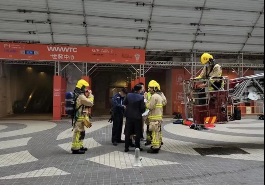 突發(fā)！香港銅鑼灣世貿(mào)中心發(fā)生大火！