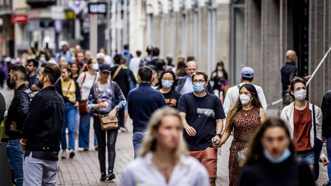 奧密克戎席卷全球89個(gè)國(guó)家/地區(qū)，美日增確診超20萬例！多國(guó)公布和收緊防疫措施！