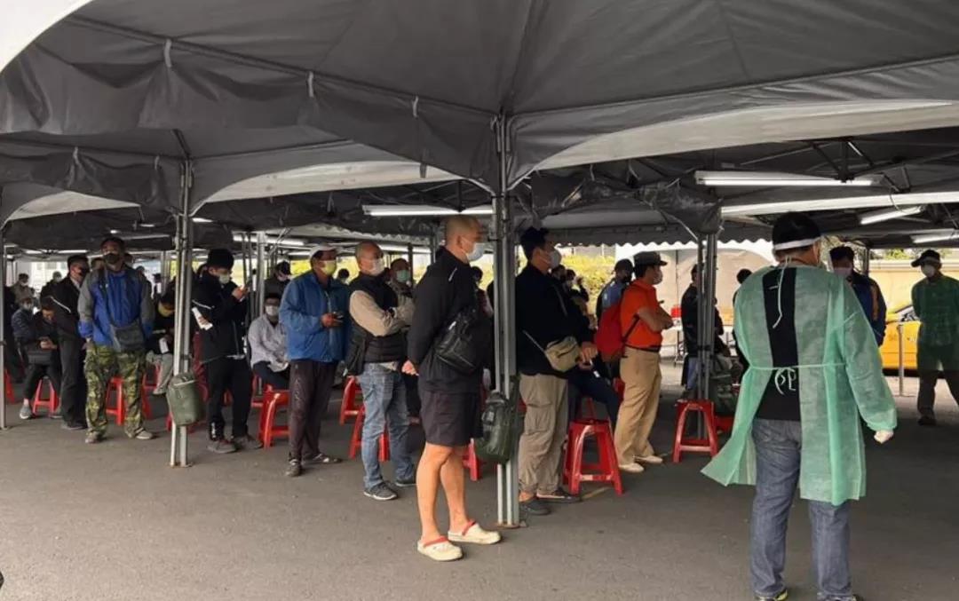 港口一引航員確診，曾接觸40艘船舶！逃避5次核酸篩查，將面臨高額罰款