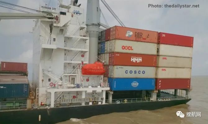 突發(fā)！達飛一集裝箱船發(fā)生火災(zāi)；另有兩船相撞，集裝箱落水！
