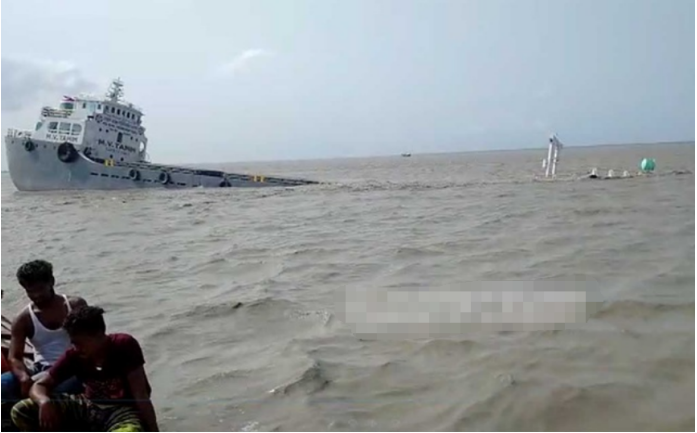 一貨船卻觸礁沉沒！船上16000噸小麥全浸水!