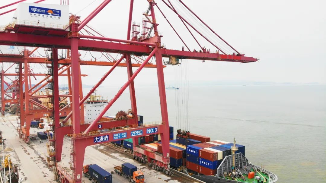 首條！臺(tái)州港開(kāi)通第一條外貿(mào)集裝箱直航班輪航線