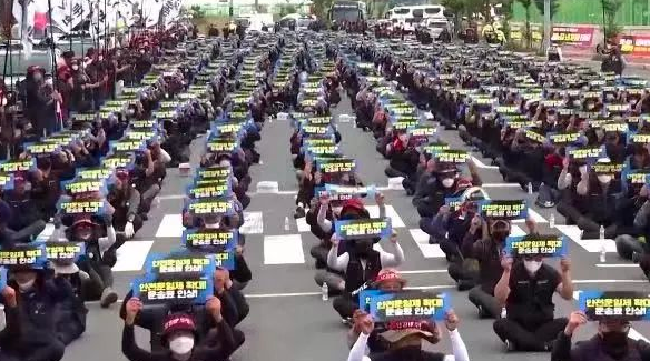 罷工潮席卷全球！海、陸、空貨運受影響，船公司已發(fā)布預警……