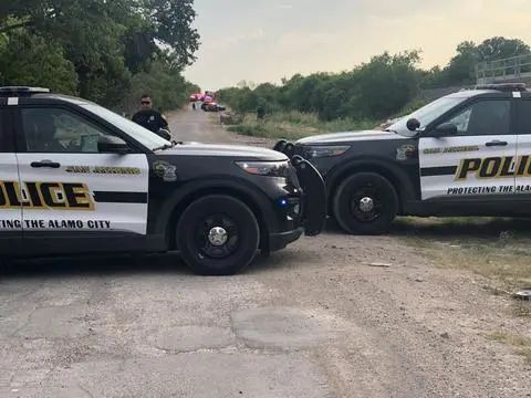 剛剛，美國(guó)出大事