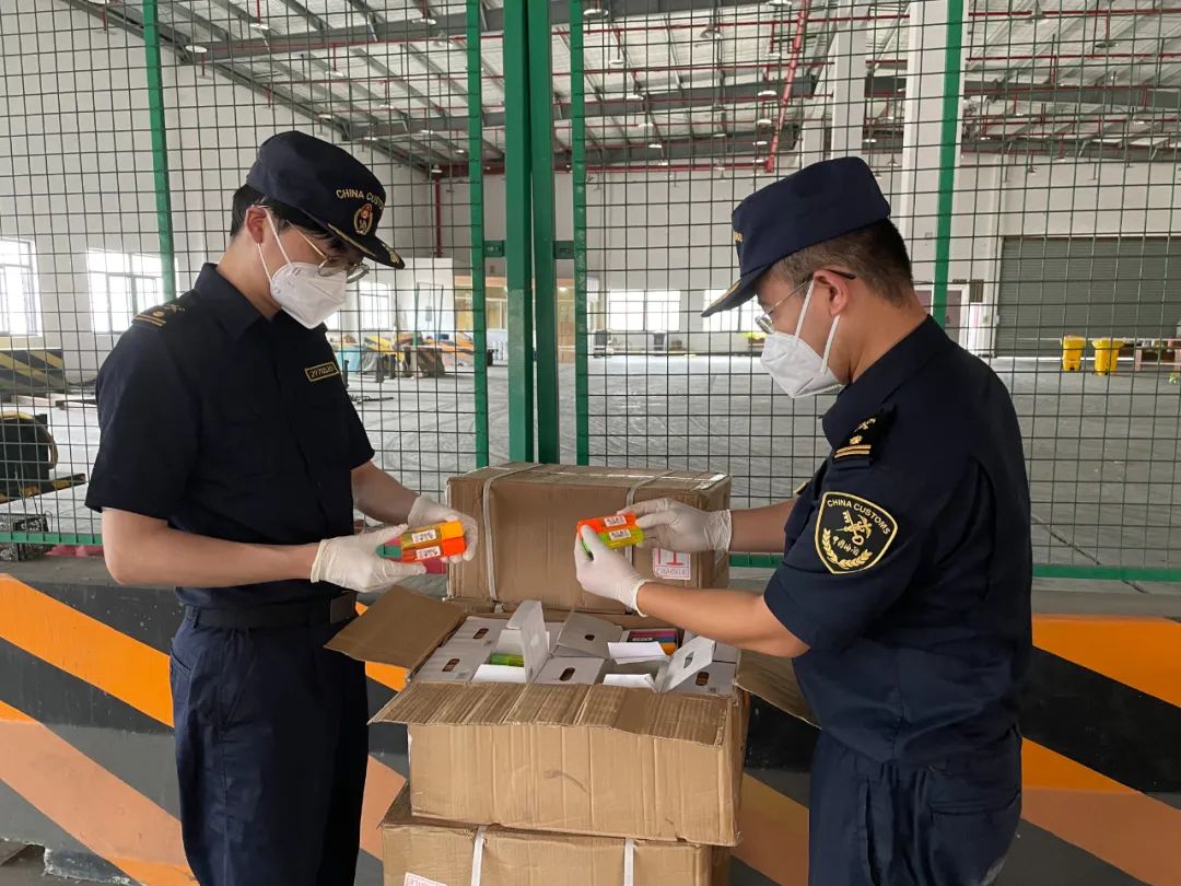 剛剛！馬士基公告：加強誤報費征收5000美元！海關(guān)再通報查獲多起危險品瞞報夾藏