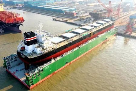 再獲4艘！3年70艘！這家“新船廠”迎來豐收季