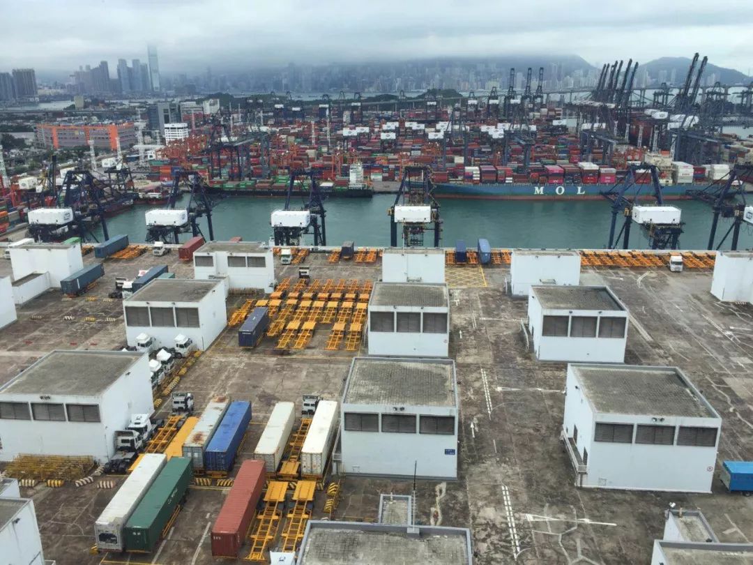 全國首個立體集裝箱堆場開建，能裝2.68萬個空箱 