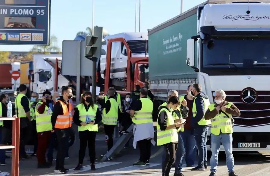 警報！11月14日起，該國卡車司機無限期大罷工！集裝箱運輸或受影響！出貨請注意
