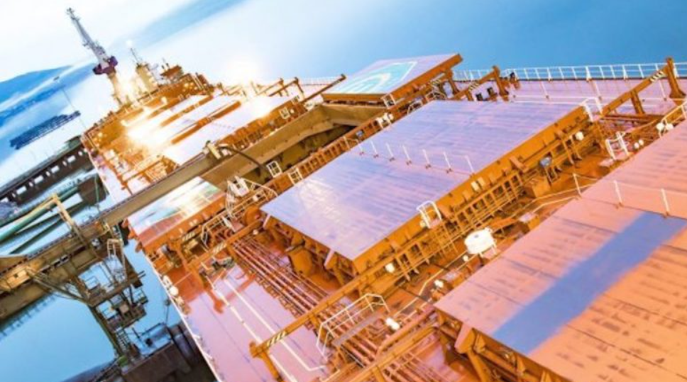 一次買進(jìn)6艘，全球最大上市干散貨船東誕生！