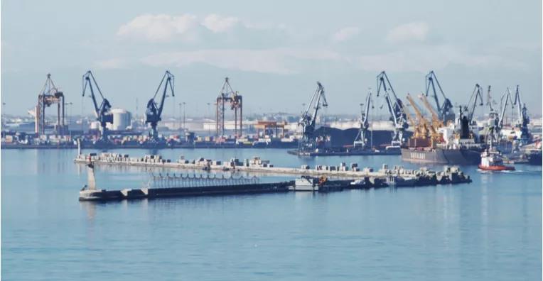 希臘再現(xiàn)港口"私有化盛宴", 全球財團一哄而上！