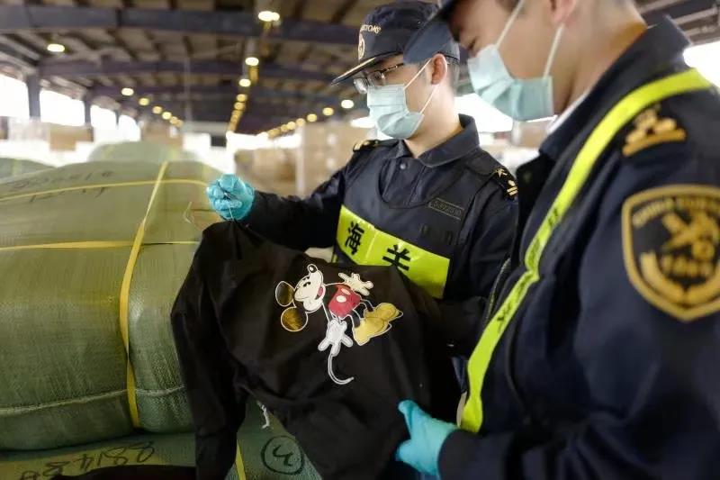 ?全國(guó)海關(guān)嚴(yán)查嚴(yán)打進(jìn)出口侵權(quán)！出口北美、歐洲、南美、非洲特別注意！