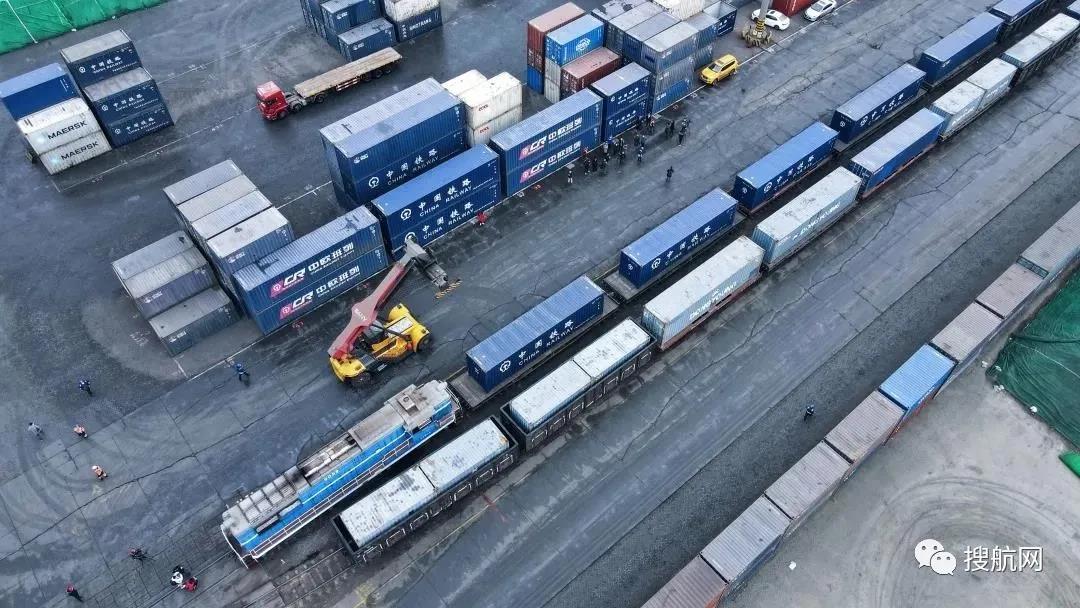 一箱難求！中歐班列連續(xù)9個月單月開行超千列仍顯運力不足