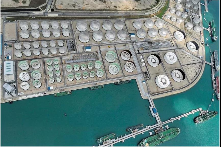 新加坡"燃油大王"欠債38.5億美元，賣完碼頭賣船舶!...150艘, 賣三分之一了