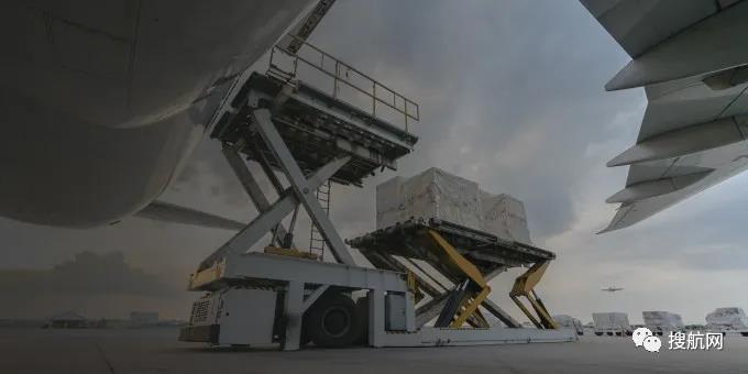 航運(yùn)巨頭達(dá)飛購入貨機(jī)進(jìn)軍航空貨運(yùn)市場，下月初將在歐美貿(mào)易航線首飛