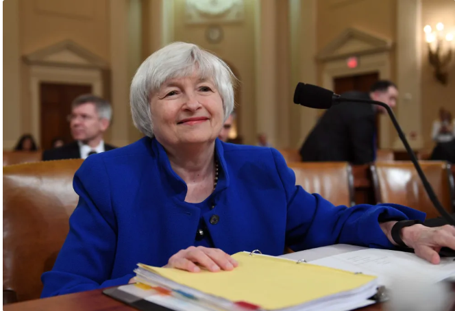 美方松口對(duì)中國(guó)商品所征收關(guān)稅全面審議，外交部：同中國(guó)脫鉤就是同機(jī)遇脫鉤